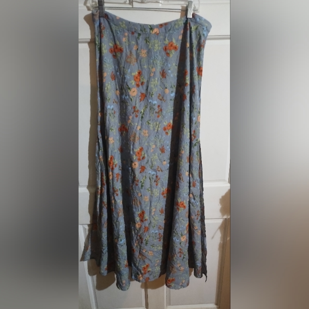 Natural Life  floral Maxi Skirt Size L NWT